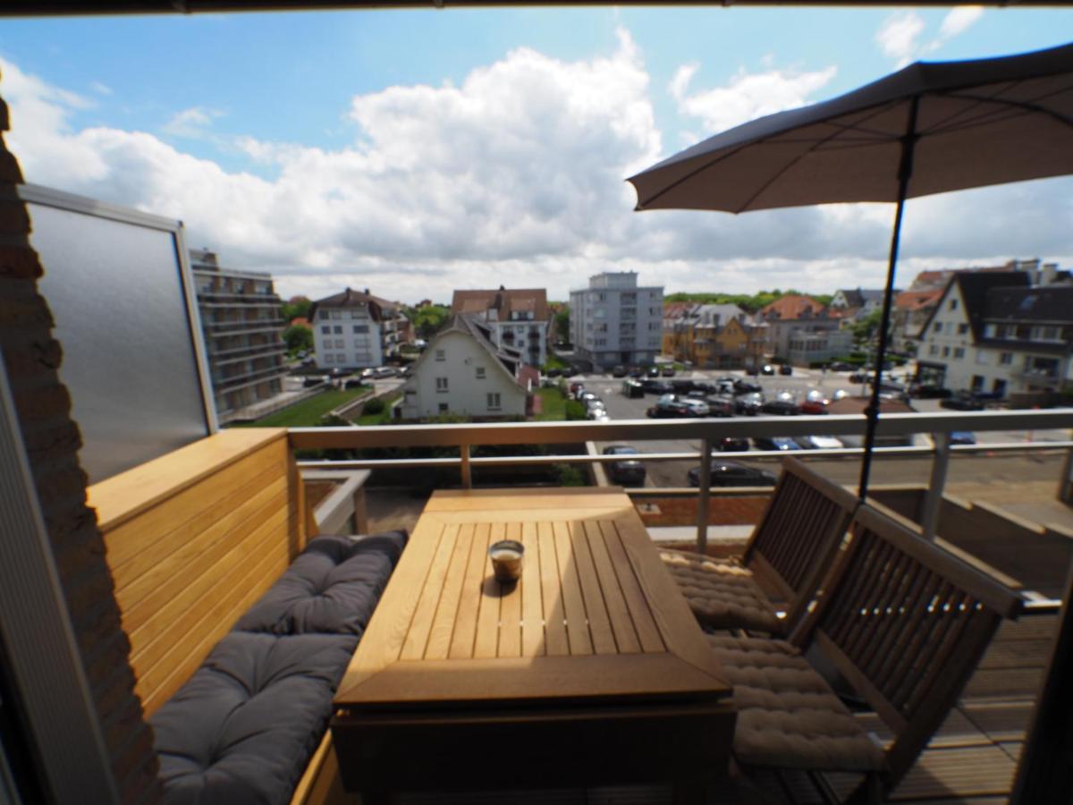 Appartement Sur La Digue - De Haan - Le Coq - Silver Beach D2 Kültér fotó