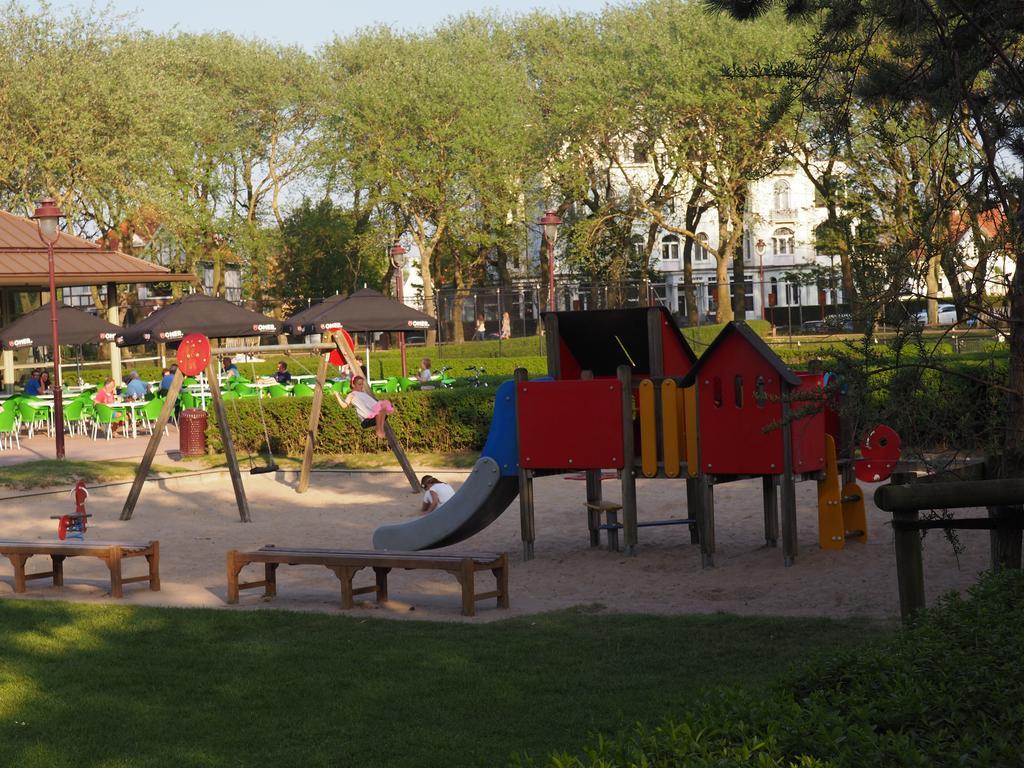 Appartement Sur La Digue - De Haan - Le Coq - Silver Beach D2 Kültér fotó
