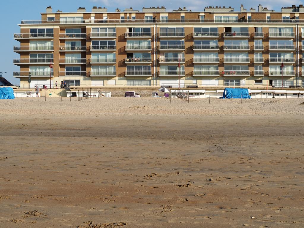 Appartement Sur La Digue - De Haan - Le Coq - Silver Beach D2 Kültér fotó